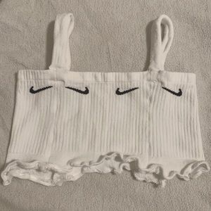 White Nike Crop Top✨